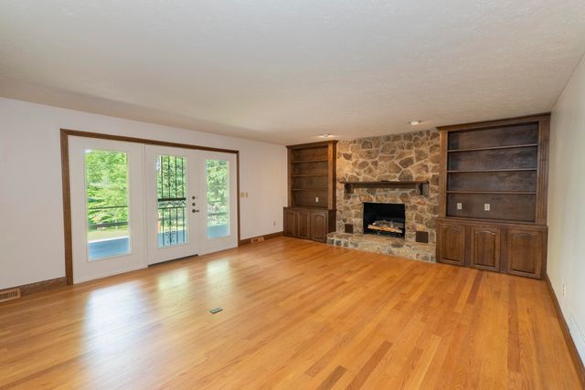 568 Castle Street, Monticello, KY 42633