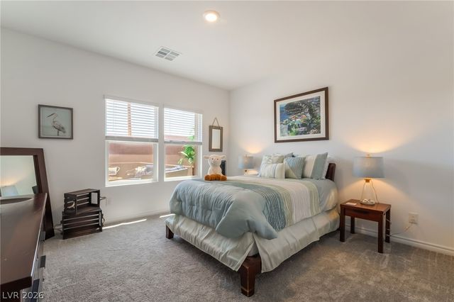 292 Whitney Crest Street, Henderson, NV 89015