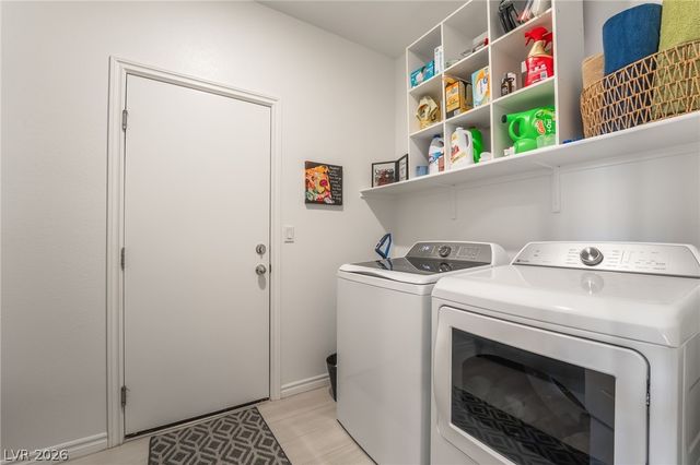 292 Whitney Crest Street, Henderson, NV 89015