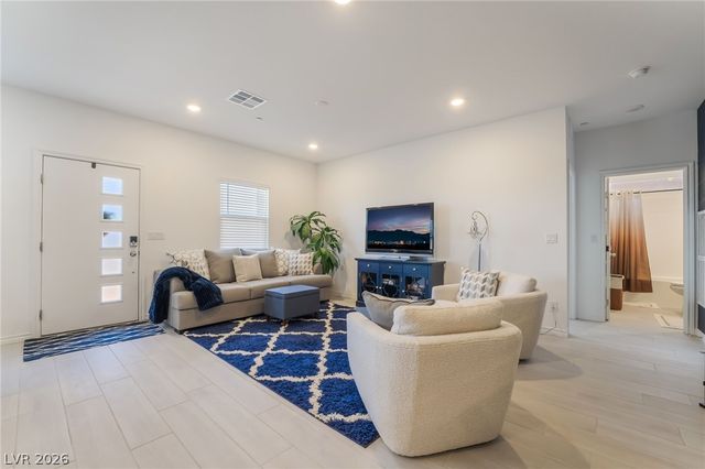 292 Whitney Crest Street, Henderson, NV 89015