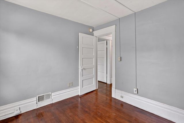 309 W Lapeer Street, Lansing, MI 48933