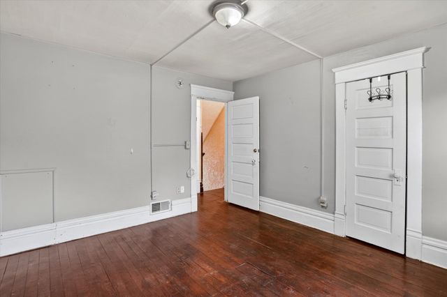 309 W Lapeer Street, Lansing, MI 48933