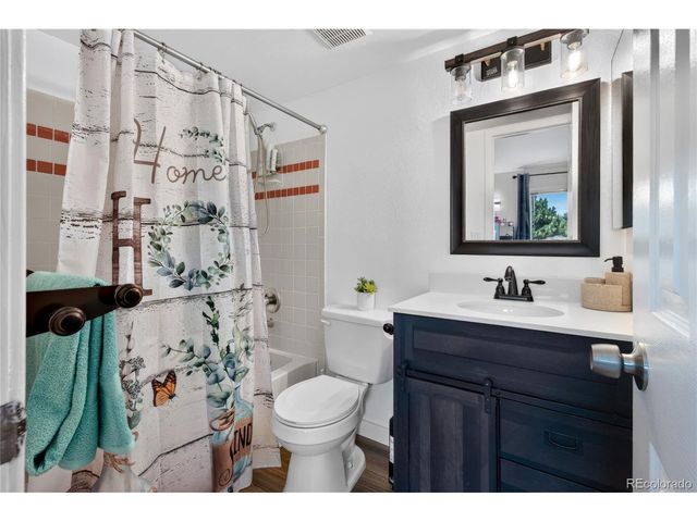 6475 S Dayton St Apt 305, Englewood, CO 80111