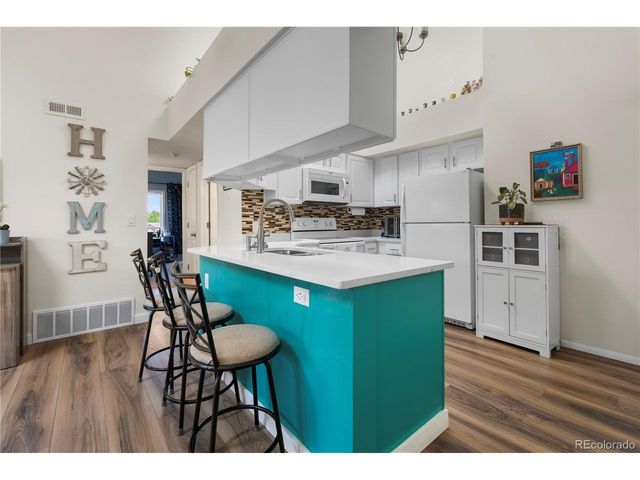 6475 S Dayton St Apt 305, Englewood, CO 80111