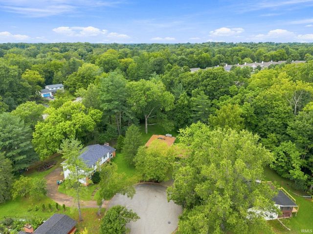 2202 Belhaven Court, Bloomington, IN 47401