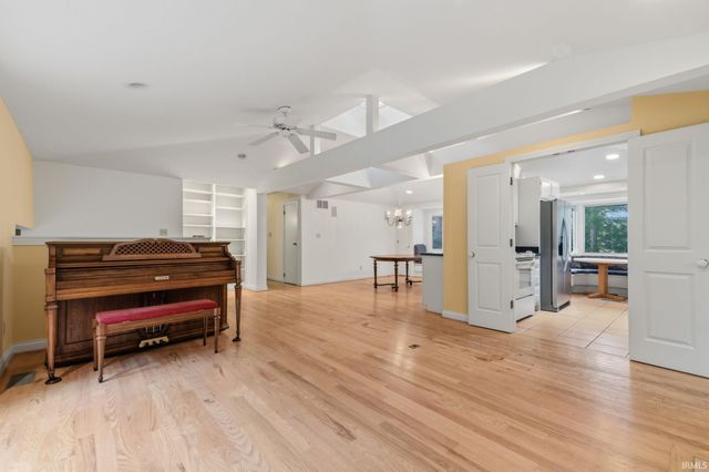 2202 Belhaven Court, Bloomington, IN 47401