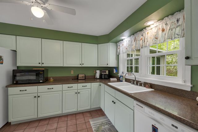 145 Turnpike Road, Northfield, NH 03276