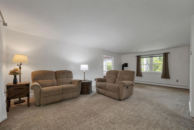 145 Turnpike Road, Northfield, NH 03276