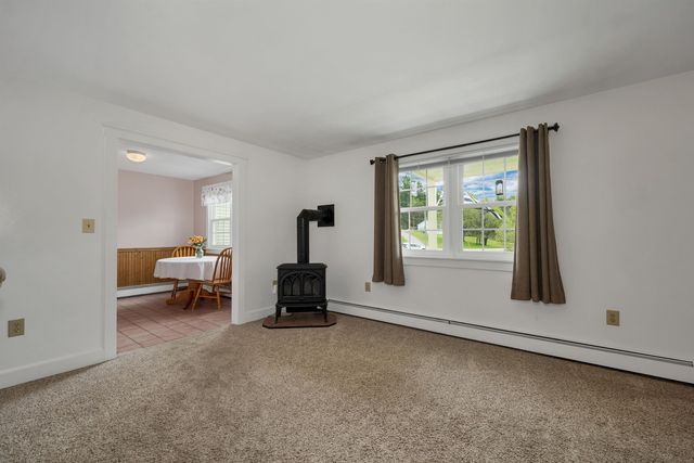 145 Turnpike Road, Northfield, NH 03276