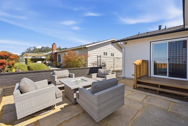 141 Rishell Drive, Oakland, CA 94619