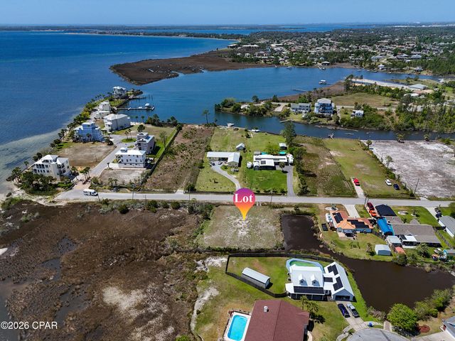 1523 S Berthe Avenue, Panama City, FL 32404