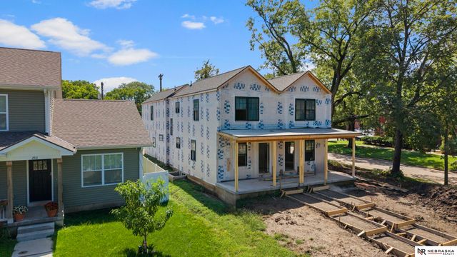 2507 R Street, Lincoln, NE 68503