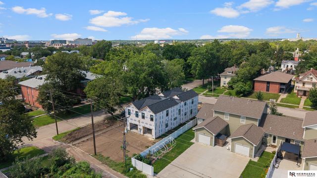 2507 R Street, Lincoln, NE 68503