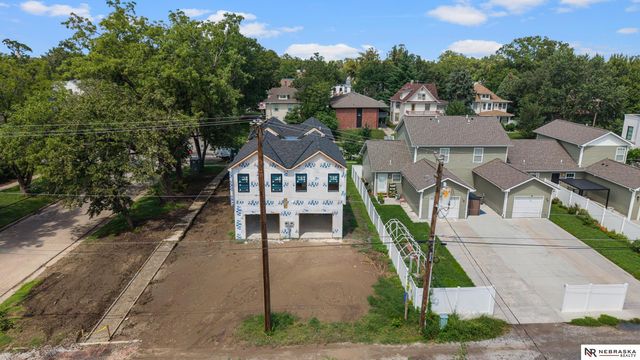 2507 R Street, Lincoln, NE 68503
