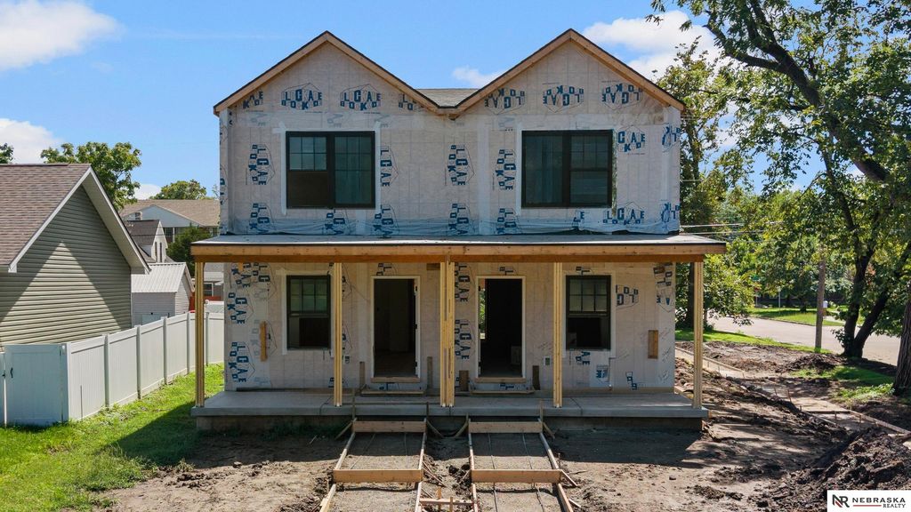 2507 R Street, Lincoln, NE 68503