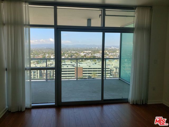 13700 Marina Pointe Drive 1219, Marina Del Rey, CA 90292