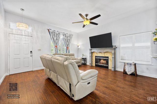 705 Harvest Creek Road, Bakersfield, CA 93312