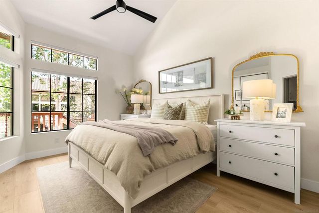 4049 Carmel View Rd 82, San Diego, CA 92130