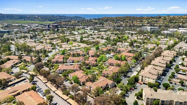 4049 Carmel View Rd 82, San Diego, CA 92130