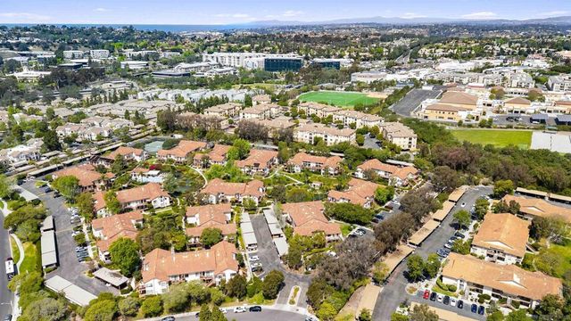 4049 Carmel View Rd 82, San Diego, CA 92130