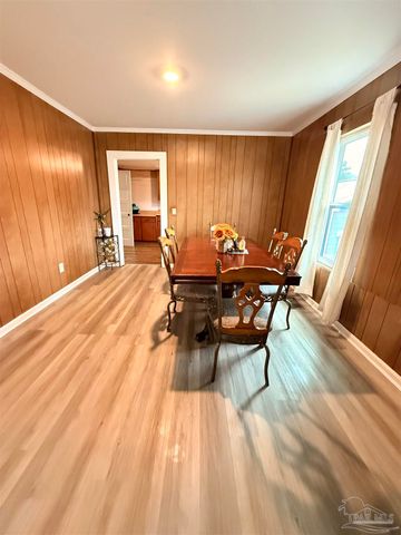 3705 W Cervantes St, Pensacola, FL 32505