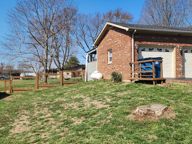 300 Longview Street, Harrodsburg, KY 40330