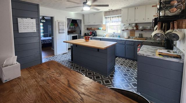 300 Longview Street, Harrodsburg, KY 40330