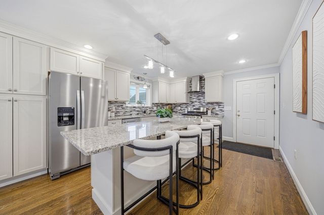 305 Lynn St, Malden, MA 02148