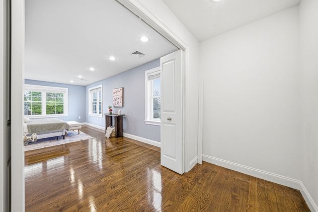 305 Lynn St, Malden, MA 02148