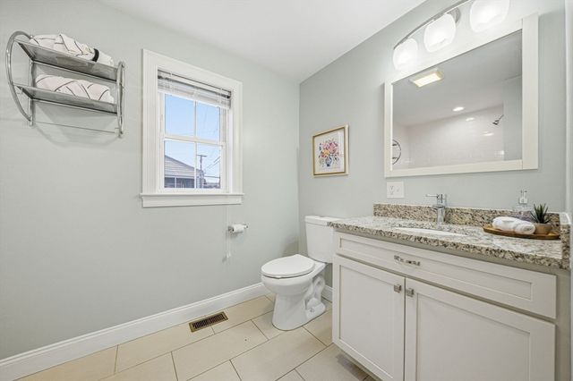 305 Lynn St, Malden, MA 02148