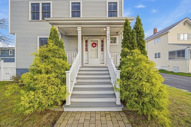 305 Lynn St, Malden, MA 02148
