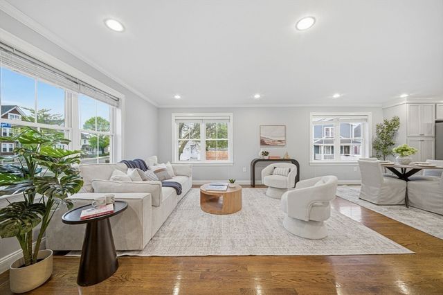 305 Lynn St, Malden, MA 02148