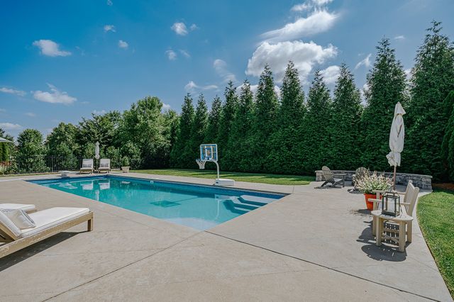 4009 Cardigan Ln, Spring Hill, TN 37174