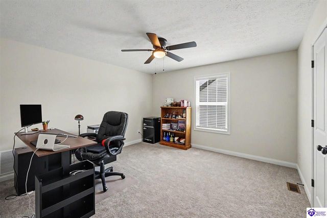 200 Miles Pass, Elizabethtown, KY 42701