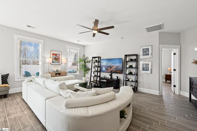 157 Foxbank Circle, Greer, SC 29651