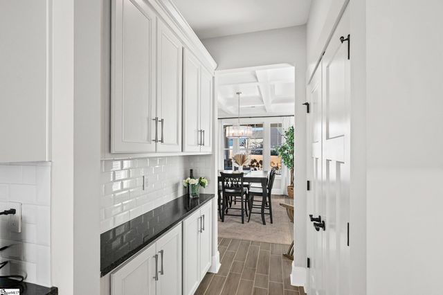 157 Foxbank Circle, Greer, SC 29651