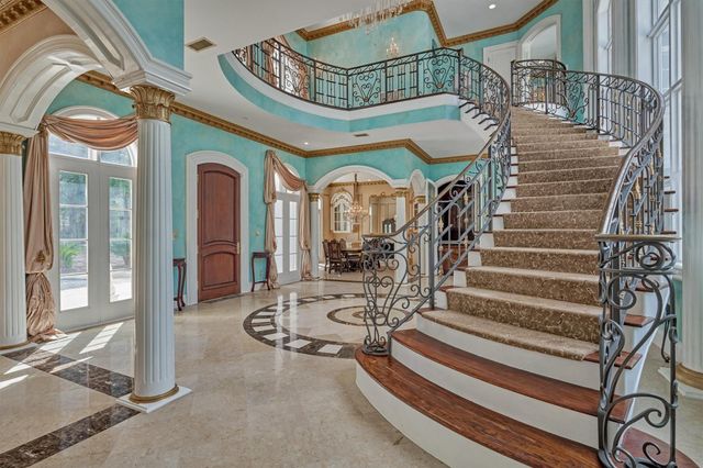 206 N Tranquil Path, The Woodlands, TX 77380