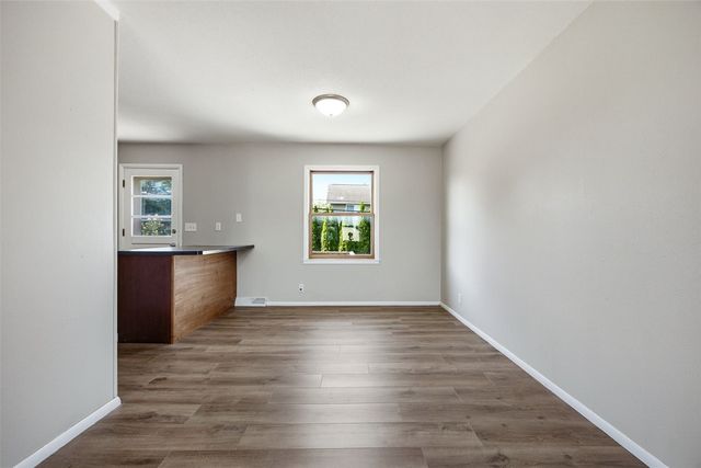 5701 Gordon Court NW, Cedar Rapids, IA 52405