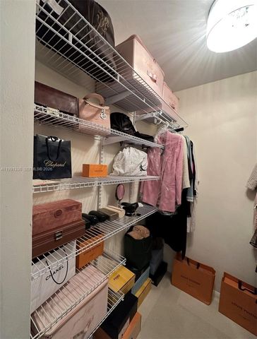 20505 E Country Club Dr 1739, Aventura, FL 33180