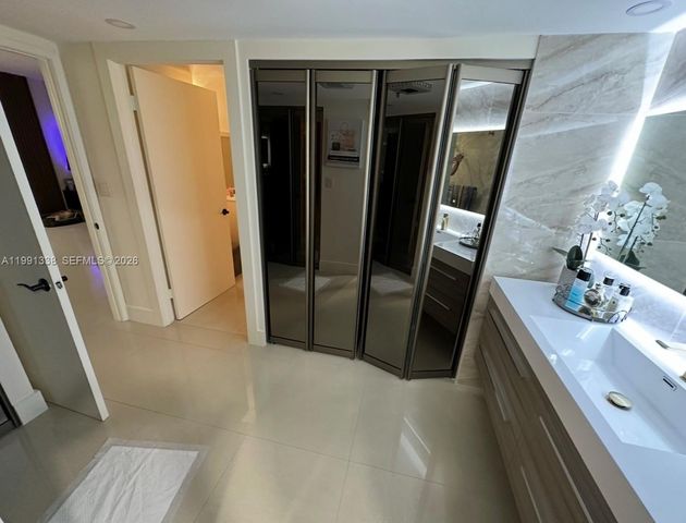 20505 E Country Club Dr 1739, Aventura, FL 33180