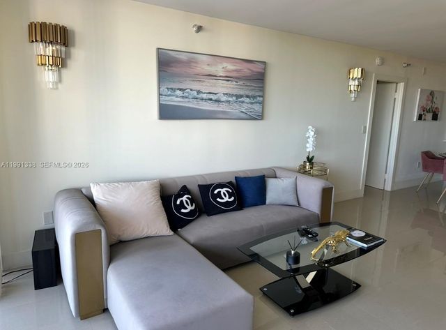 20505 E Country Club Dr 1739, Aventura, FL 33180