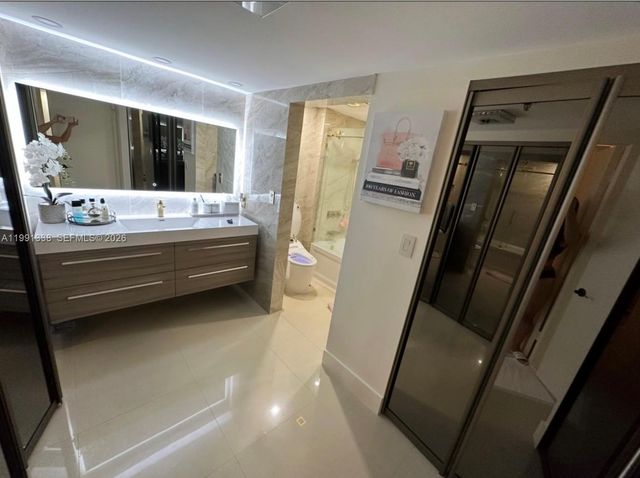 20505 E Country Club Dr 1739, Aventura, FL 33180