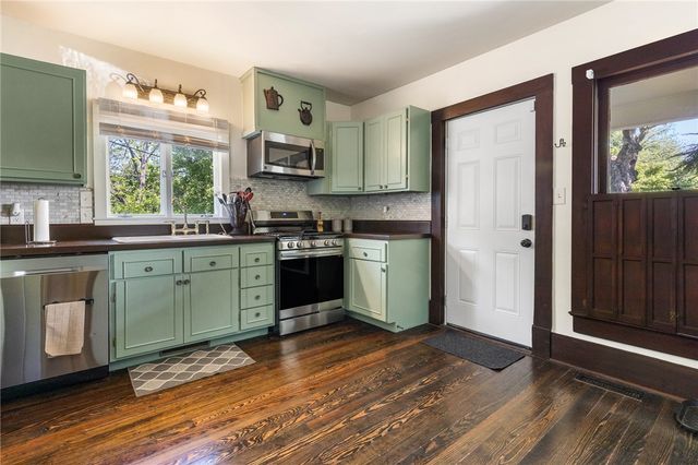 623 S Pine Street, Harrison, AR 72601