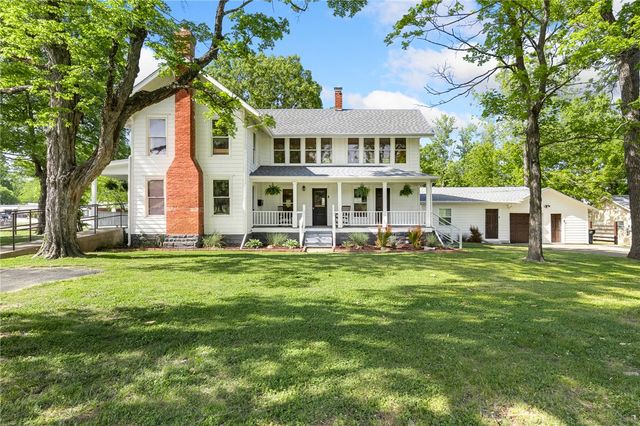 623 S Pine Street, Harrison, AR 72601