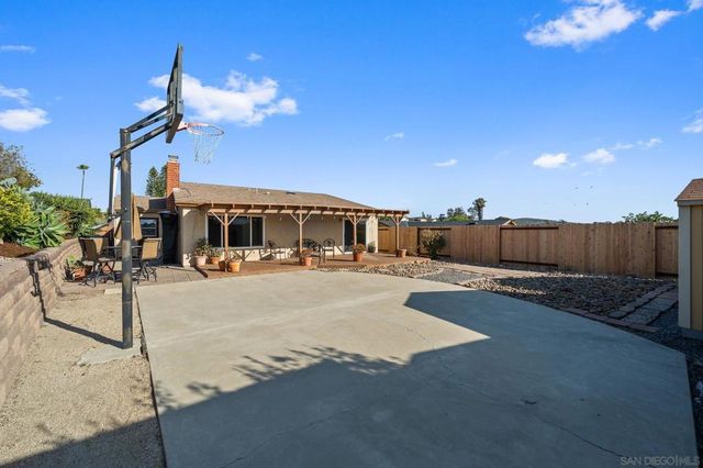 12980 Calle de las Rosas, San Diego, CA 92129