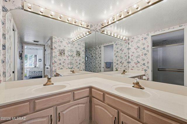 132 W Calle Manantial Kent, Green Valley, AZ 85614