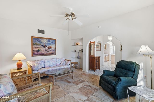 132 W Calle Manantial Kent, Green Valley, AZ 85614