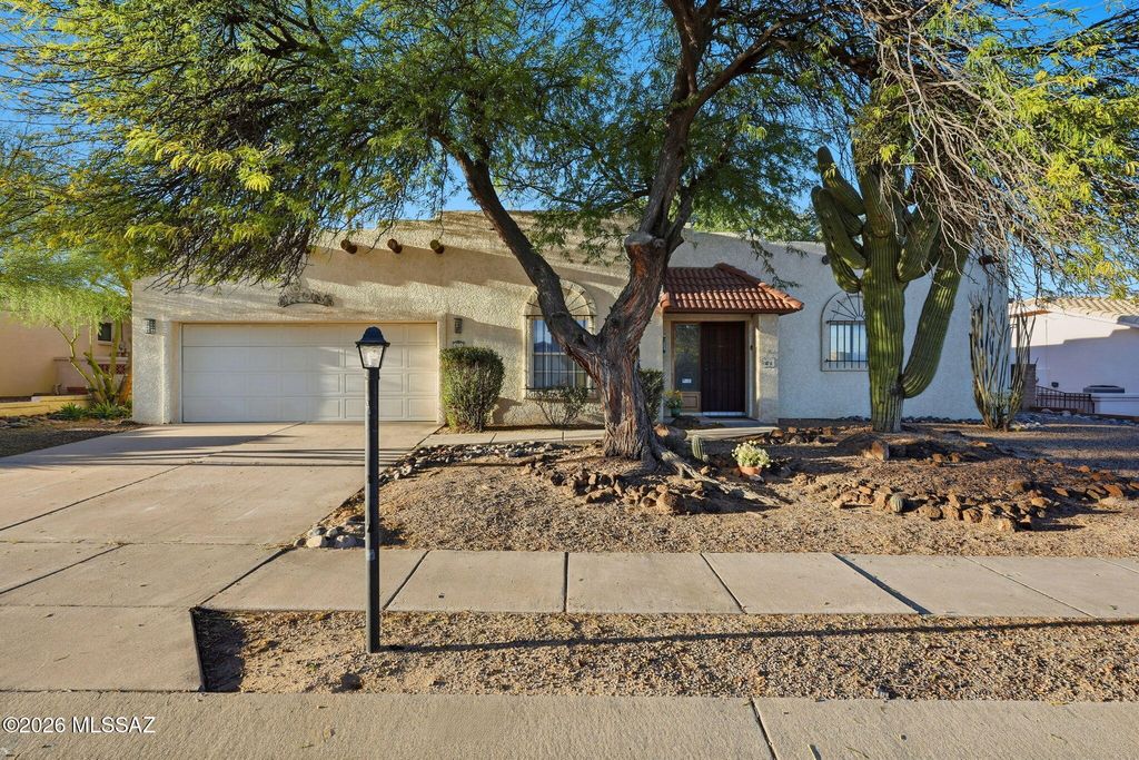 132 W Calle Manantial Kent, Green Valley, AZ 85614
