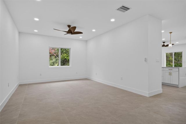 1177 COMMERCE STREET, Port Charlotte, FL 33953