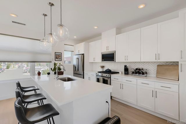 28 Oneida Court, Denver, CO 80230